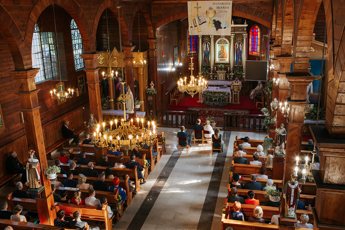 ślub kościół Zesłania ducha świętego w Parszowie