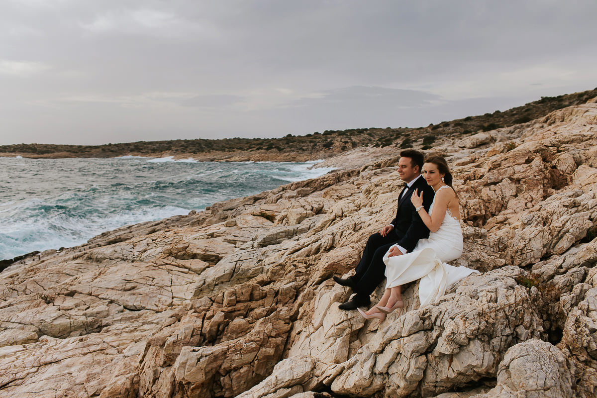 sesja ślubna nad morzem w Grecji w Atenach